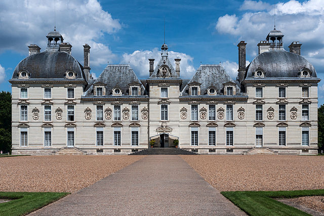 CHÂTEAU-DE-CHEVERNY-chateau-de-coubloust-centre-pays-de-la-loire (1)